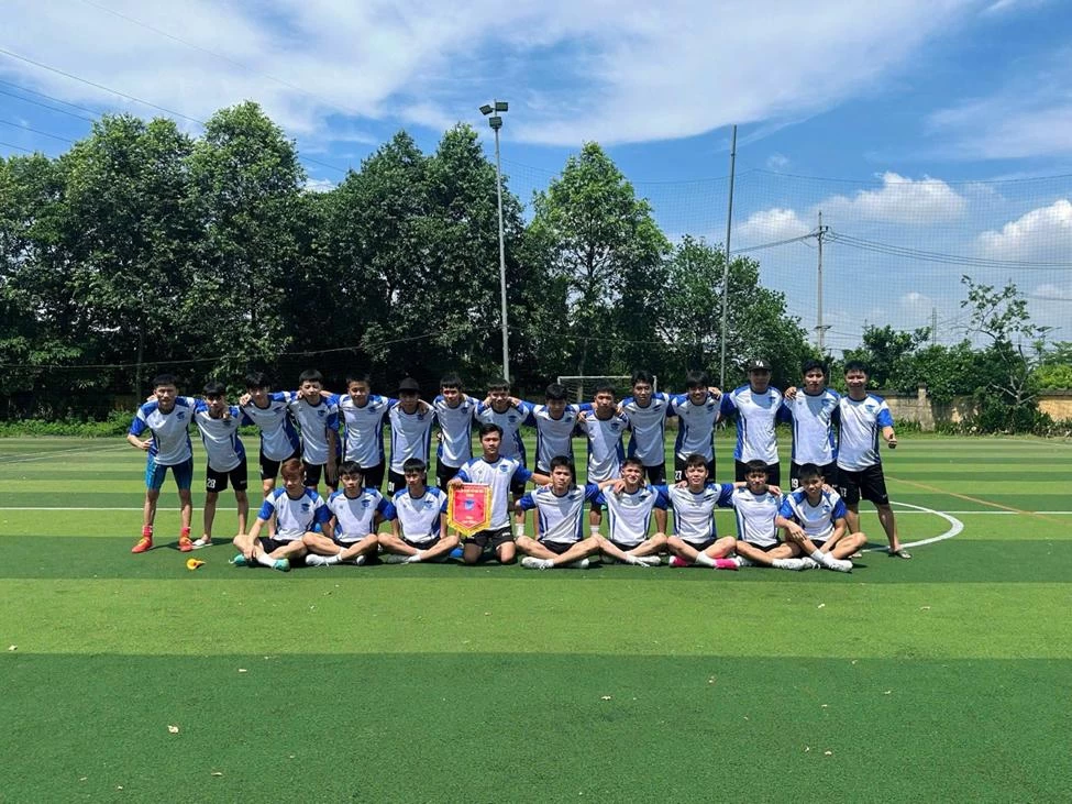 Đội tuyển SAKA xuất sắc giành chức vô địch Giải bóng đá giao lưu các trung tâm năm 2026 DU HỌC QUỐC TẾ SAKA